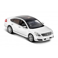 Модель NISSAN TEANA J32 1:43